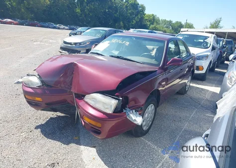 1996 Toyota Camry Dx/Le/Xle z USA, uszkodzony, nr VIN 4T1BG12K9TU691837